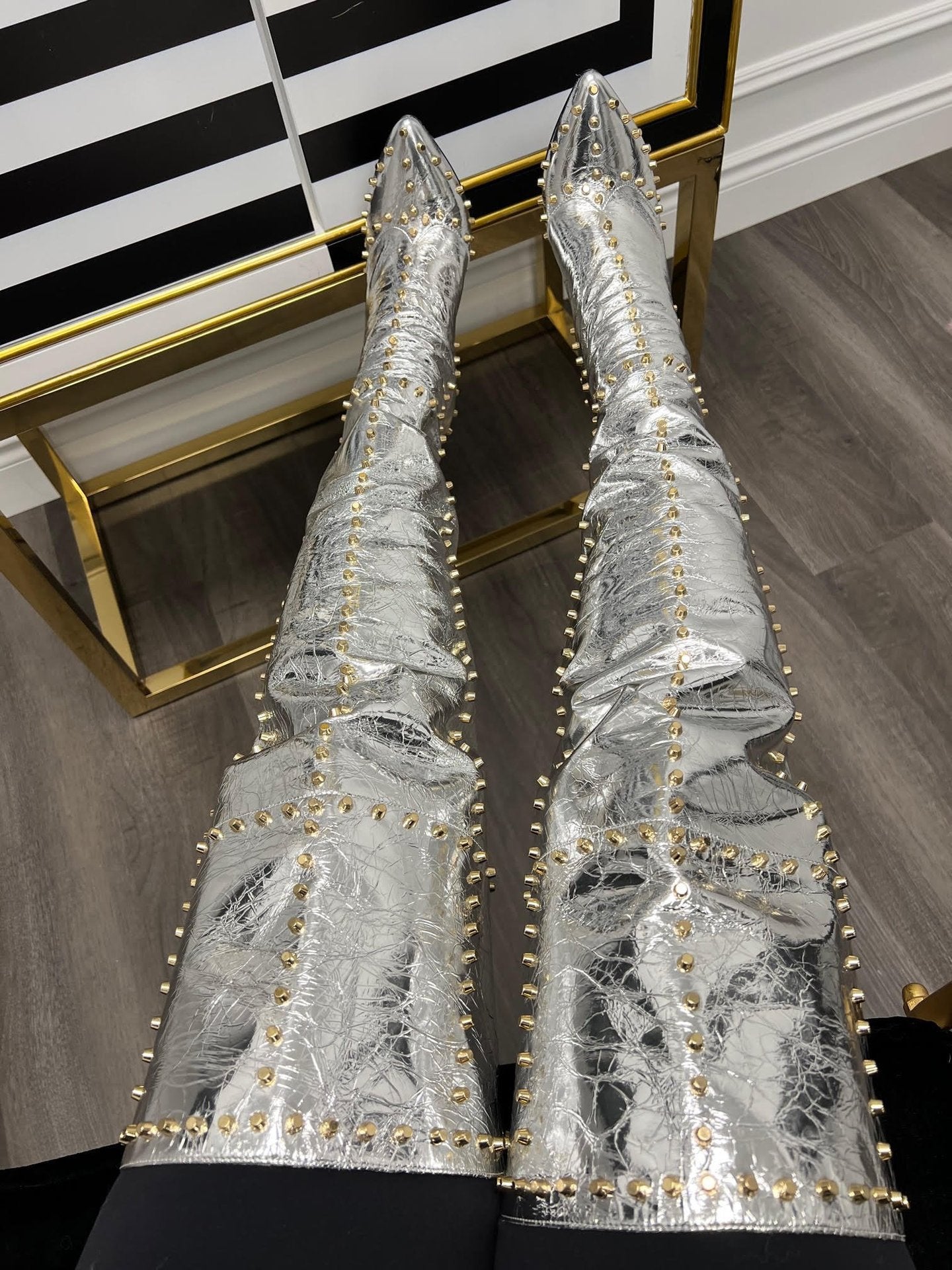Explosive Sexy Gold-studded Stiletto-pointed Fashion Boots