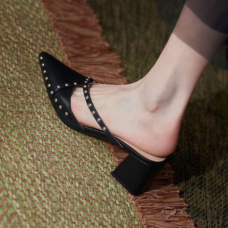 Chunky-Heel Summer Style For A Slimmer Foot Made From Genuine Leather