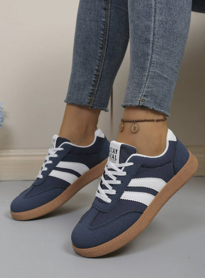 Fashionable Casual White Sneakers For Women